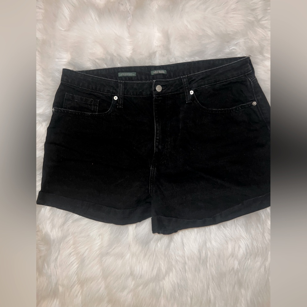 *bundle deal* 2/$15. 3/$20. Wild fable shorts